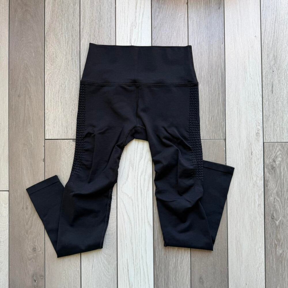 Alphalete Halo Black Leggings - Picture 4 of 6